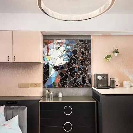 102 Apartment